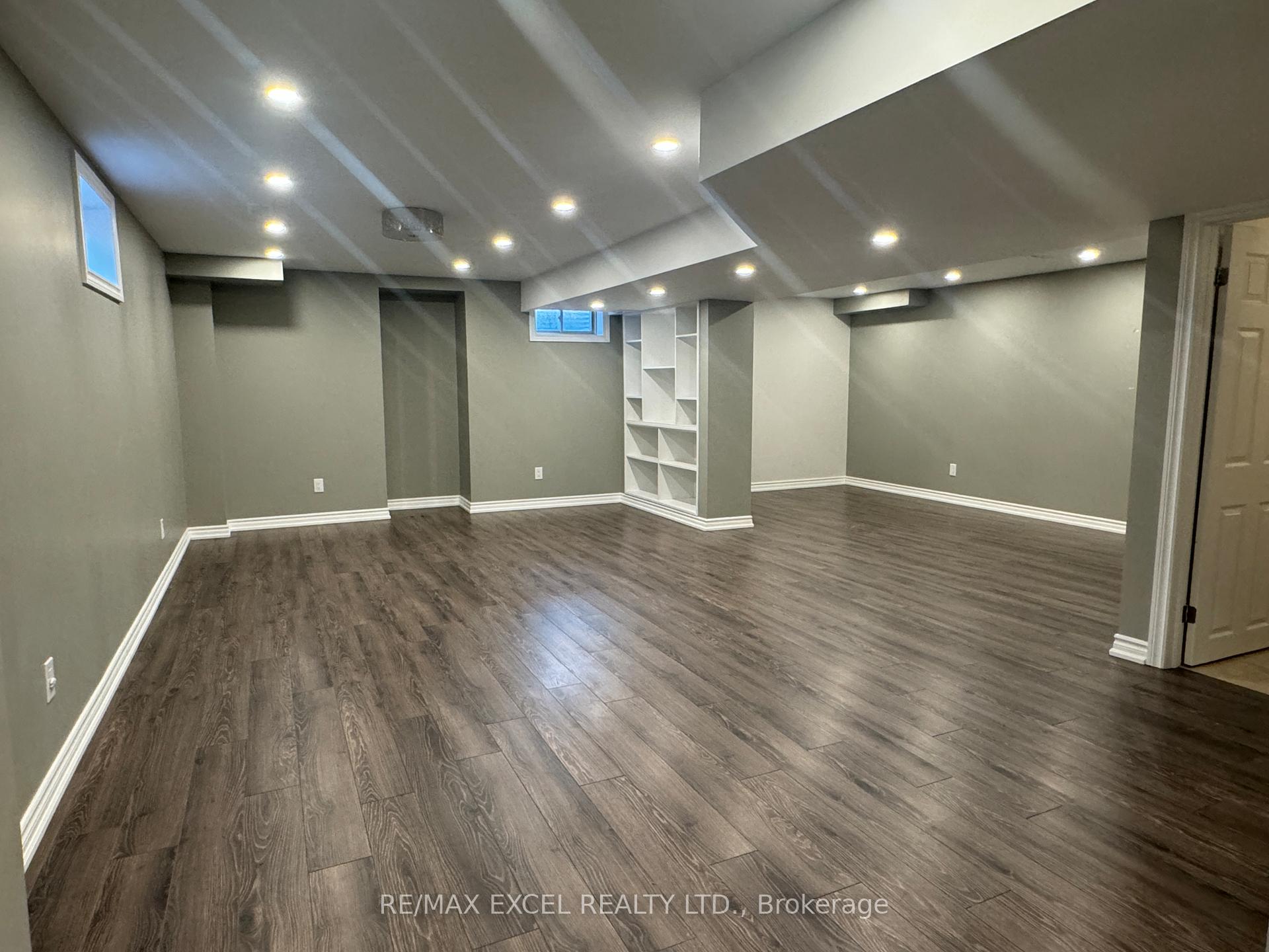 Photo 23 of 2 Christian Ritter Drive, Markham, Berczy — HOMEH