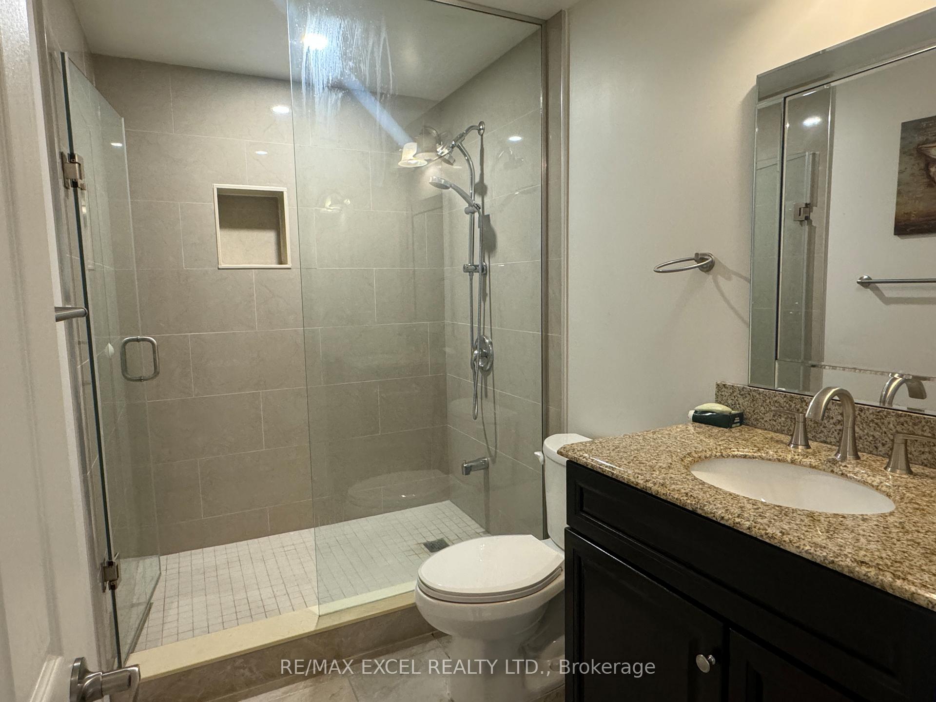 Photo 16 of 2 Christian Ritter Drive, Markham, Berczy — HOMEH