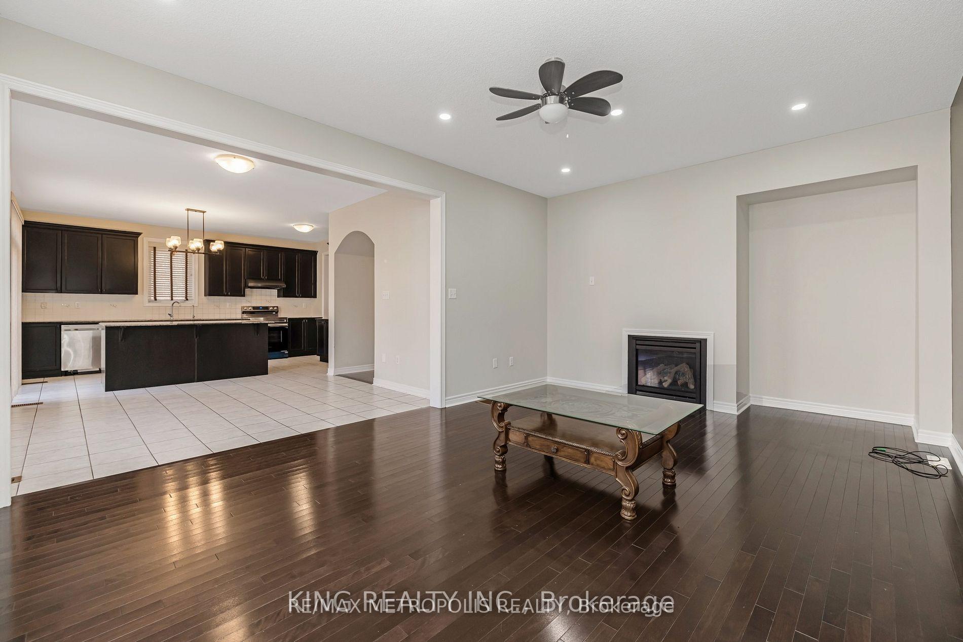Photo 16 of Unit Main, 8 Overglen Court, Brampton, Credit Valley — HOMEH