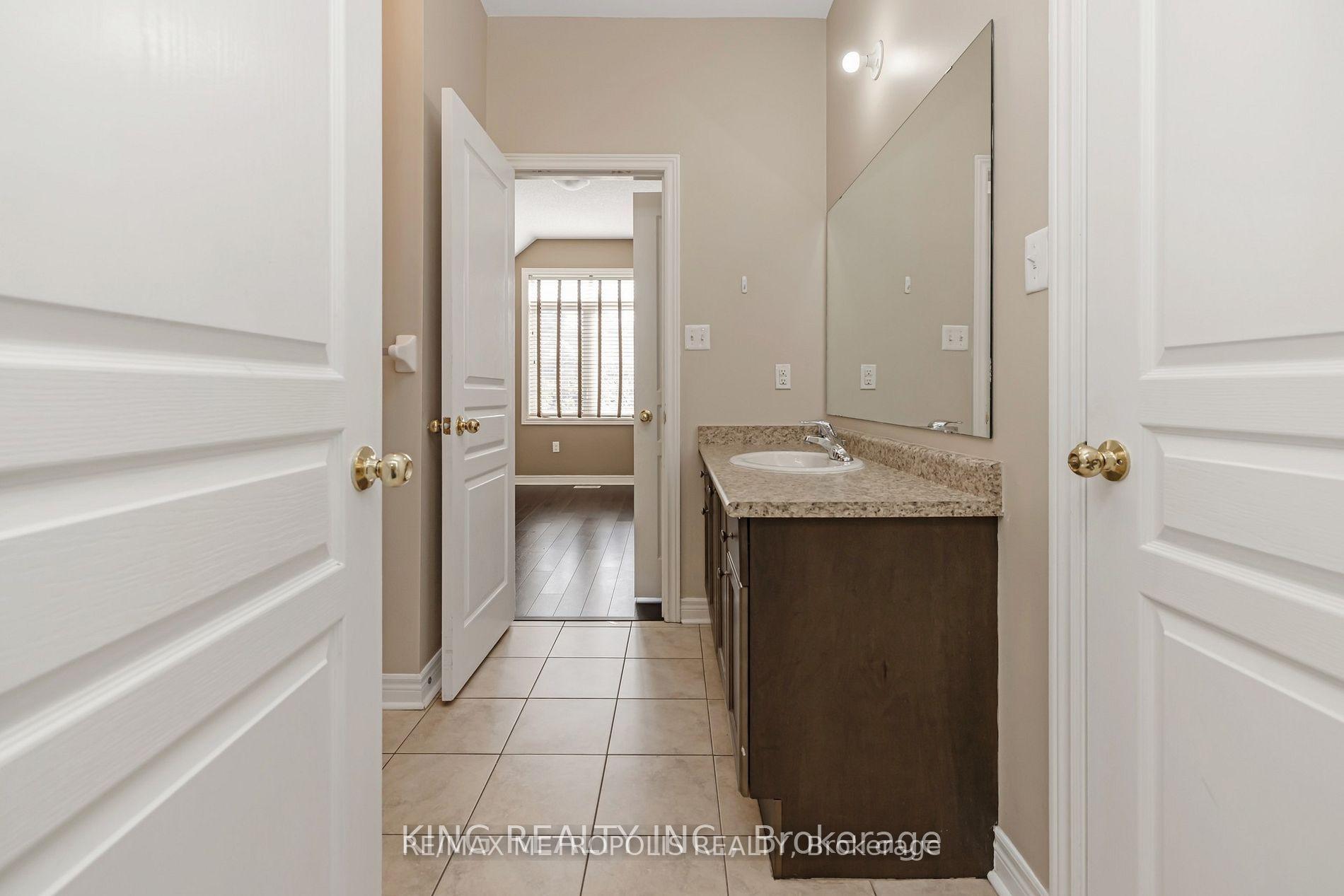 Photo 26 of Unit Main, 8 Overglen Court, Brampton, Credit Valley — HOMEH