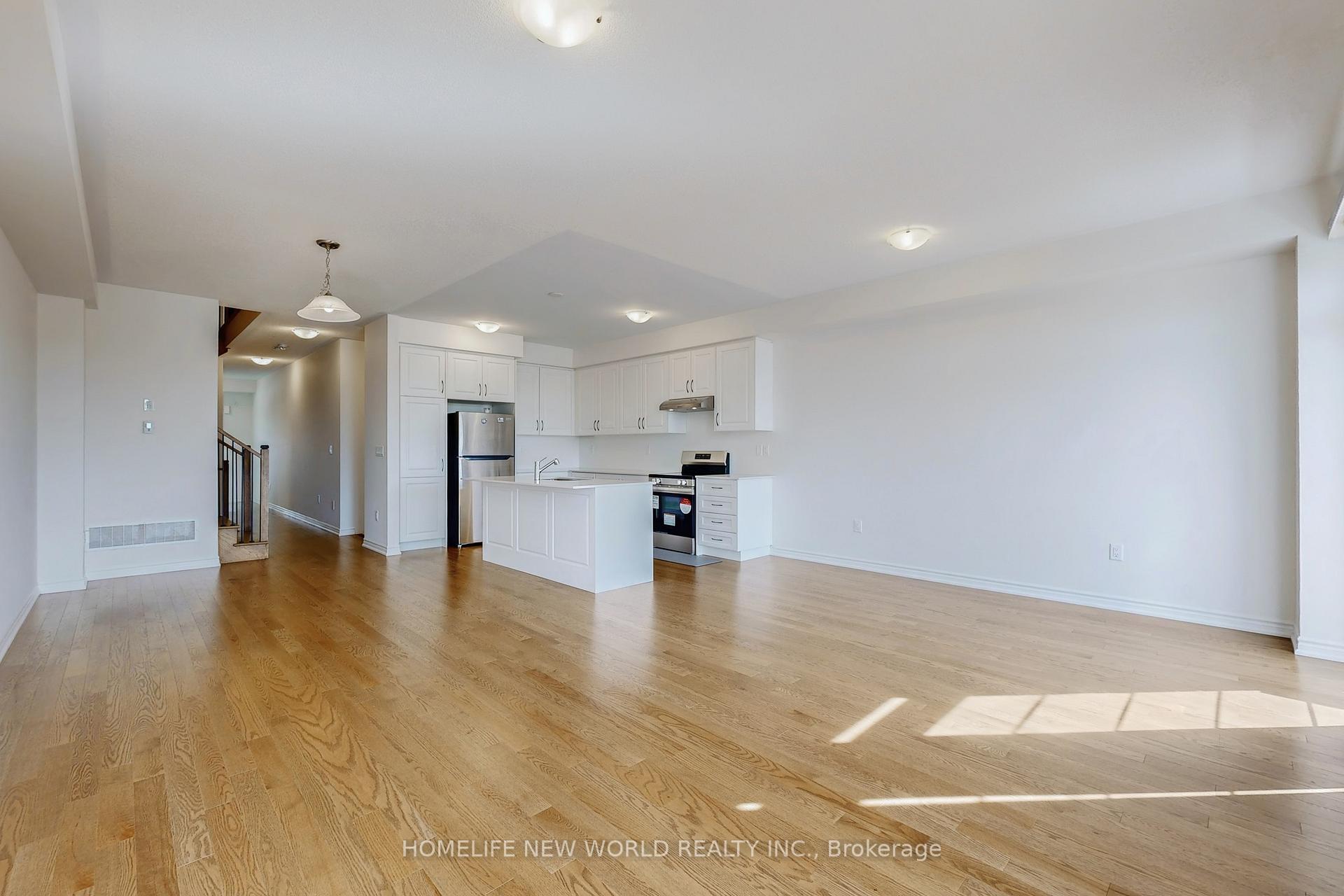 Photo 6 of 18 Velvet Drive, Whitby, Rural Whitby — HOMEH