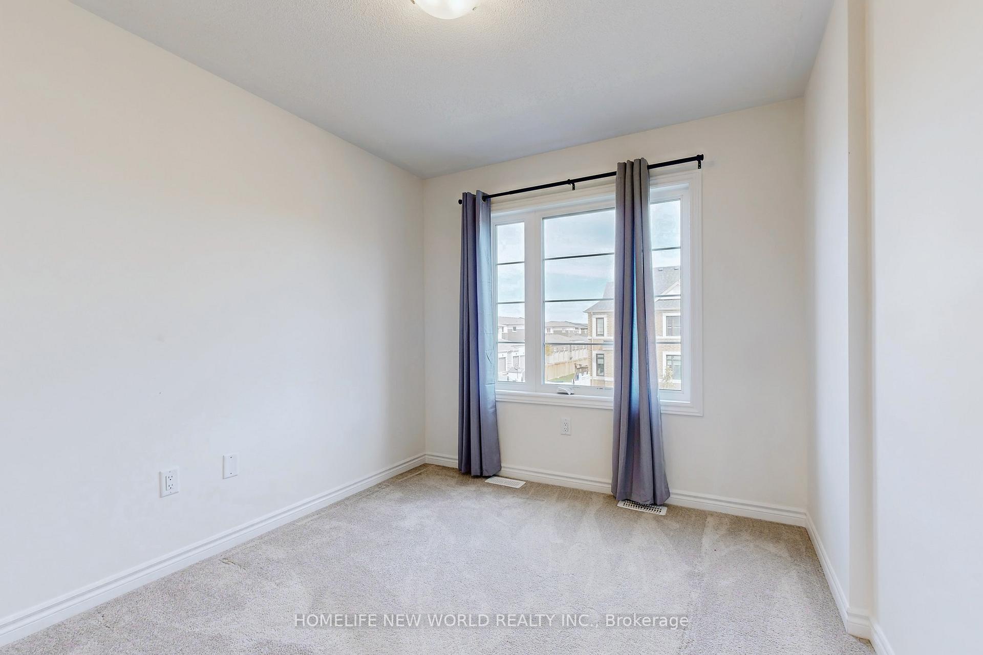 Photo 23 of 18 Velvet Drive, Whitby, Rural Whitby — HOMEH