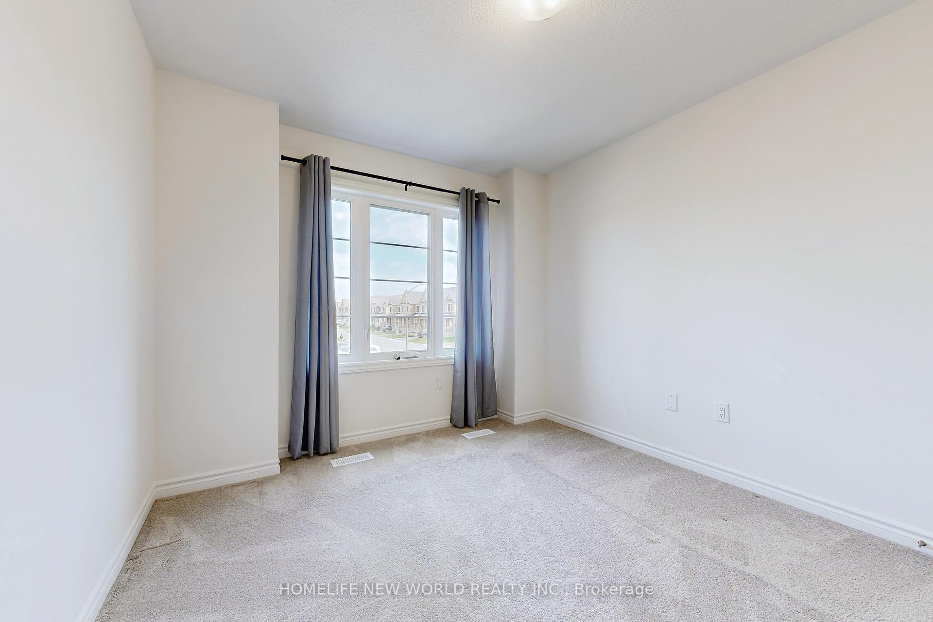 Photo 24 of 18 Velvet Drive, Whitby, Rural Whitby — HOMEH
