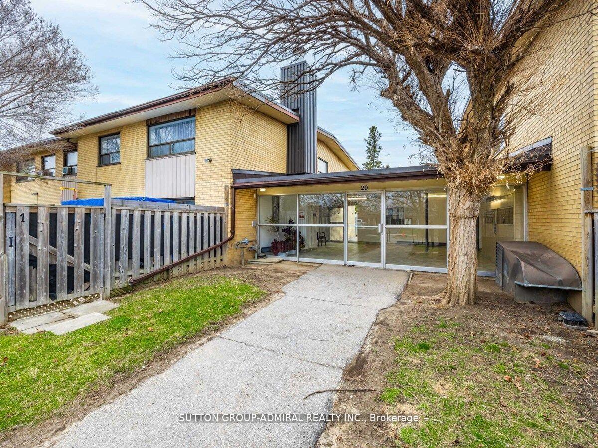 Photo 1 of Unit 14, 20 Clement Road, Etobicoke, Willowridge-Martingrove-Richview — HOMEH