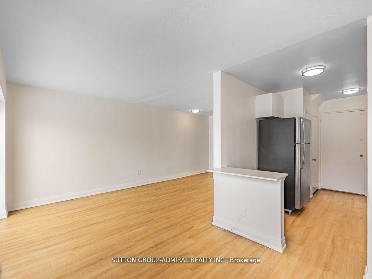 Photo 9 of Unit 14, 20 Clement Road, Etobicoke, Willowridge-Martingrove-Richview — HOMEH