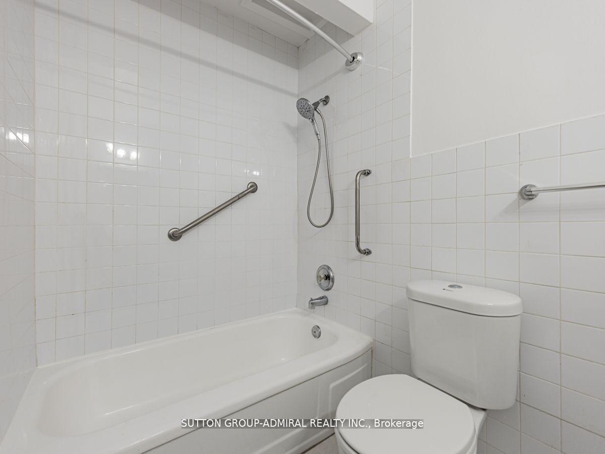 Photo 17 of Unit 14, 20 Clement Road, Etobicoke, Willowridge-Martingrove-Richview — HOMEH