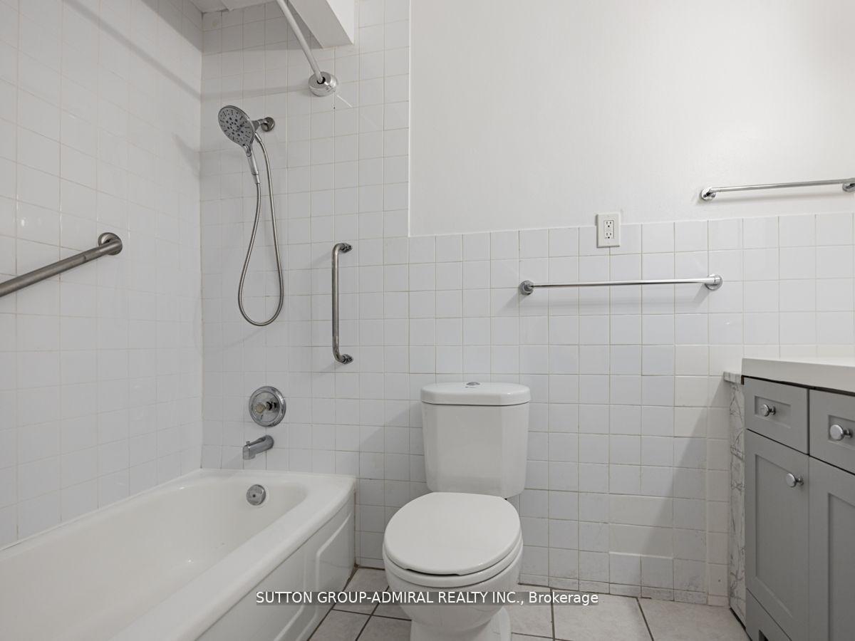 Photo 18 of Unit 14, 20 Clement Road, Etobicoke, Willowridge-Martingrove-Richview — HOMEH