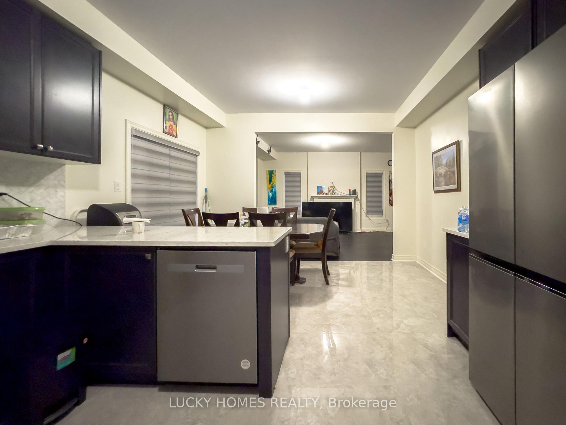 Photo 7 of 1214 Drinkle Crescent, Oshawa, Eastdale — HOMEH