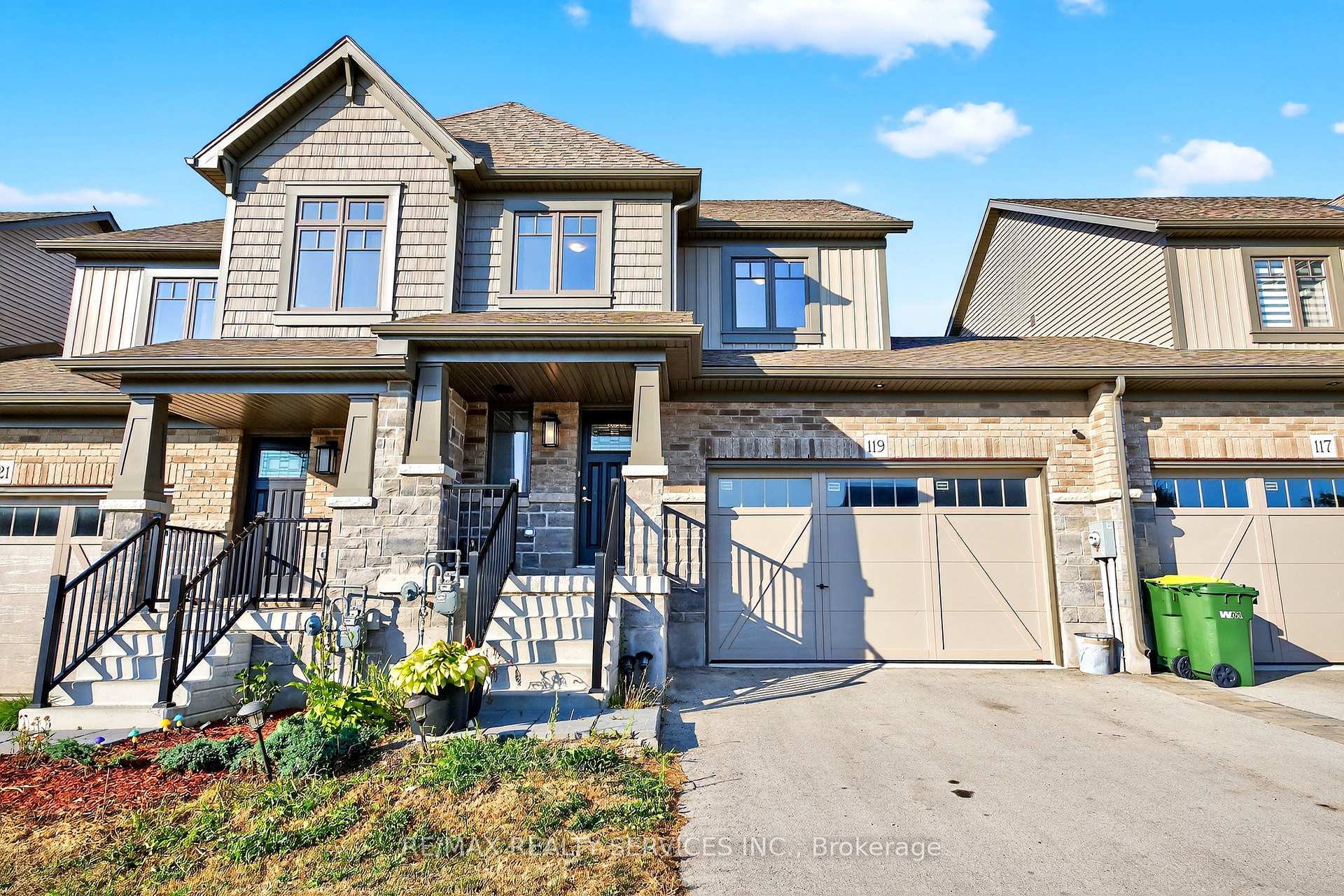 Front of 119 Stan Baker Boulevard