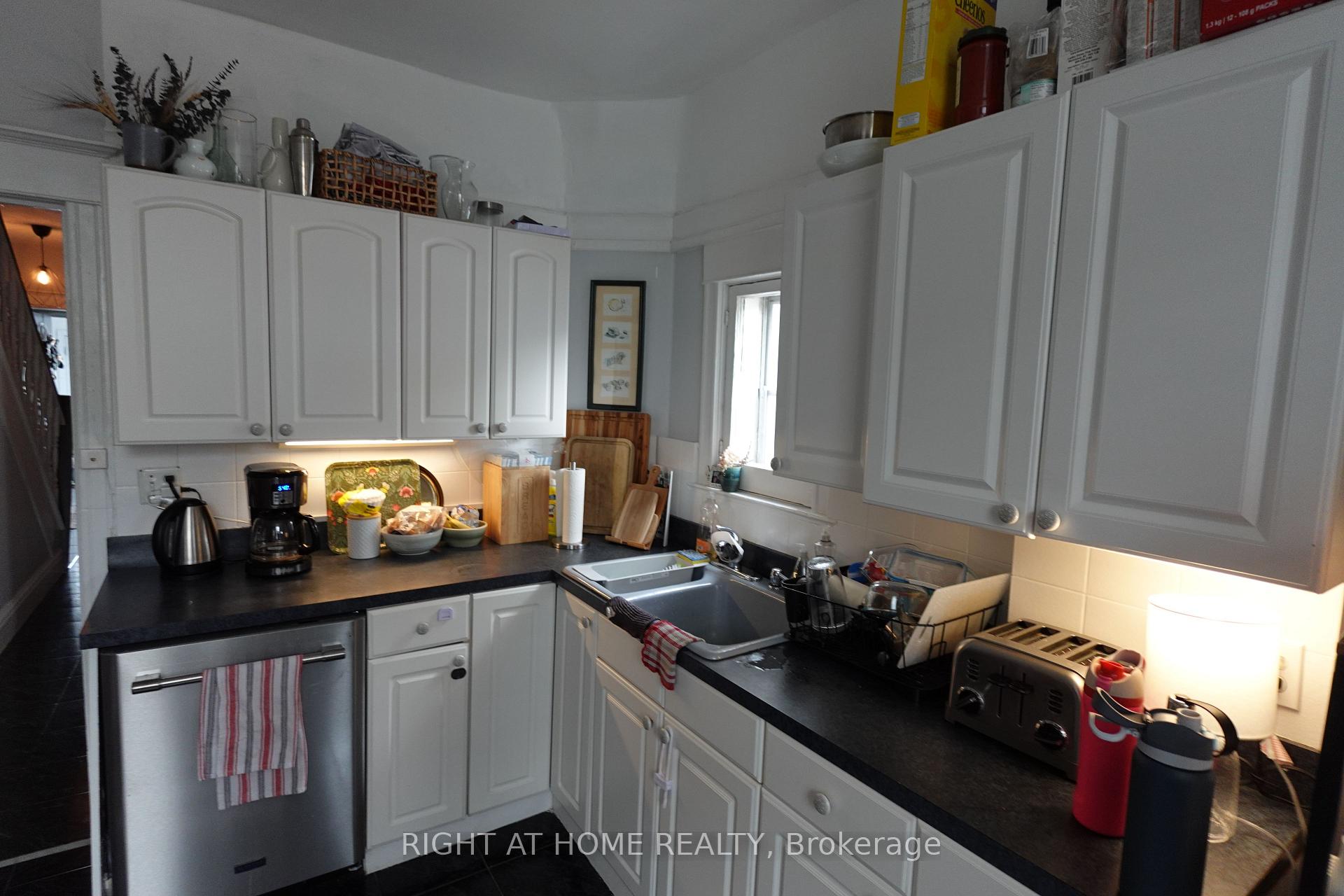 Photo 9 of 648 Eastern Avenue, Toronto, South Riverdale — HOMEH