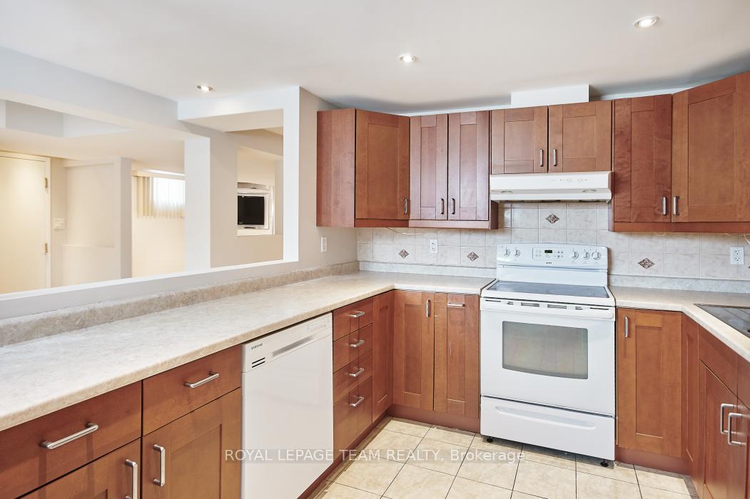 Photo 8 of Unit 1, 333 Zephyr Avenue, Ottawa, Britannia — HOMEH