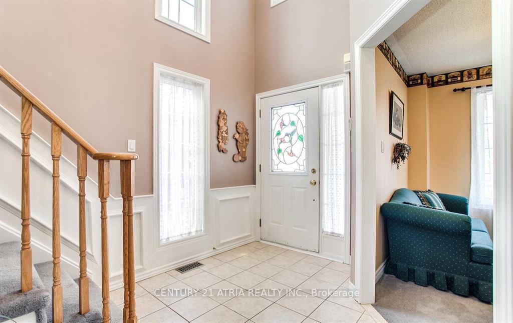 Photo 5 of Unit Main, 1454 Clearbrook Drive, Oshawa, Taunton — HOMEH