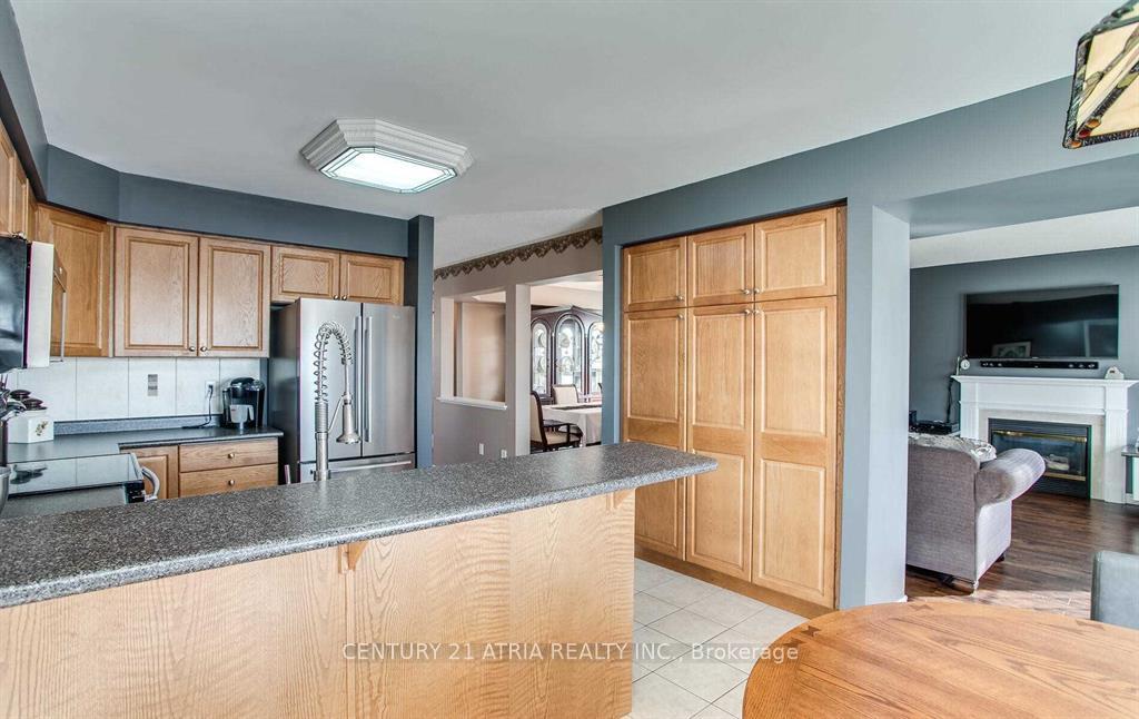 Photo 6 of Unit Main, 1454 Clearbrook Drive, Oshawa, Taunton — HOMEH