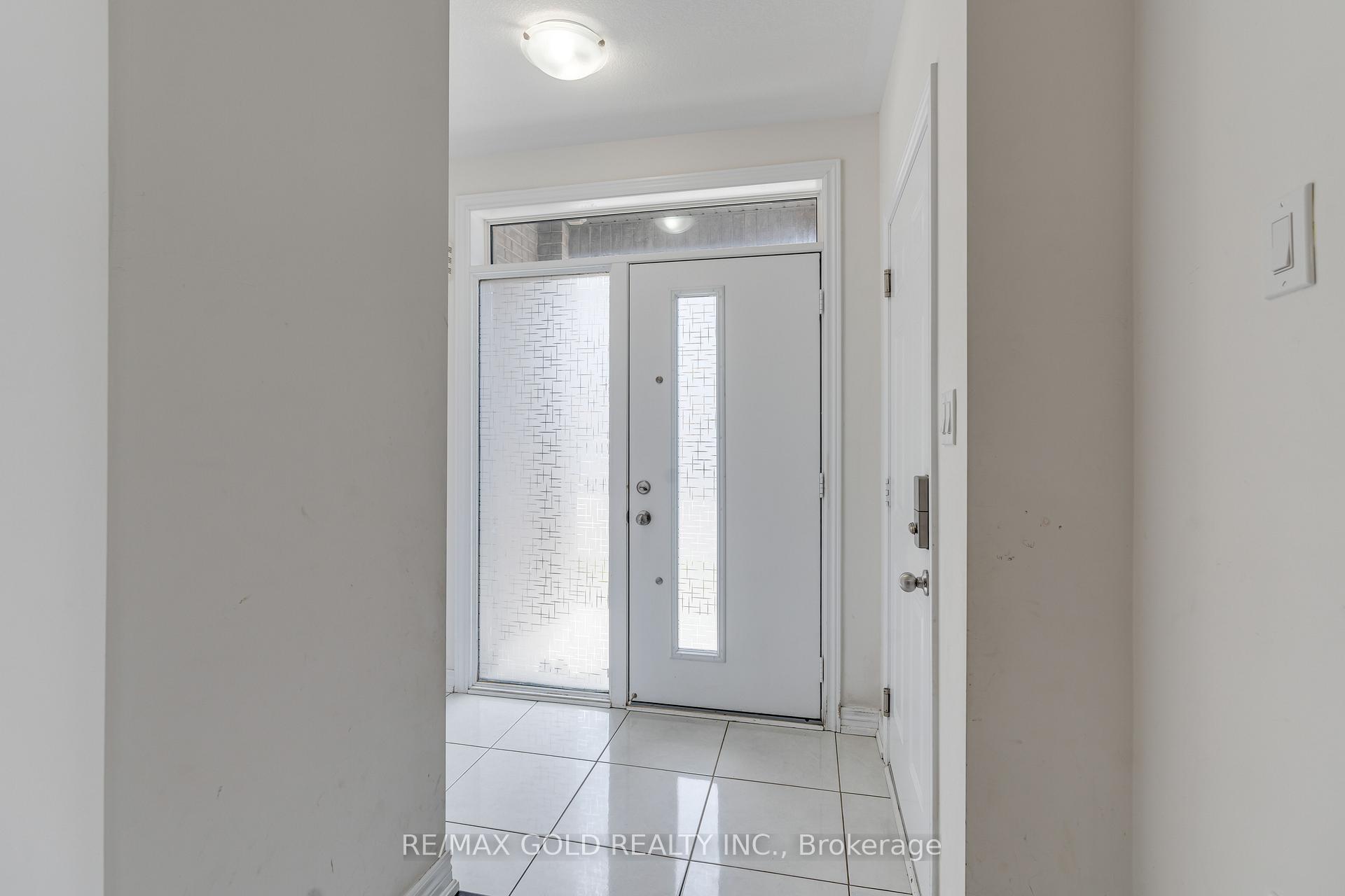 Photo 5 of Unit 95, 166 Deerpath Drive SE, Guelph, Willow West/Sugarbush/West Acres — HOMEH
