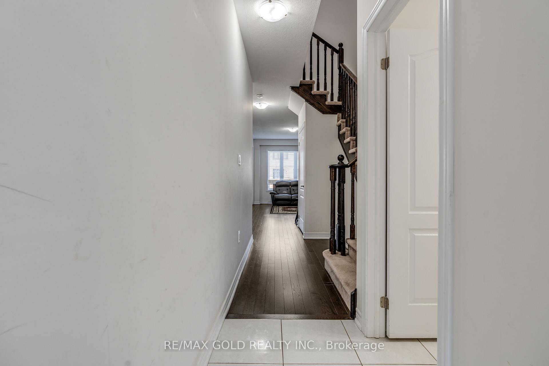Photo 6 of Unit 95, 166 Deerpath Drive SE, Guelph, Willow West/Sugarbush/West Acres — HOMEH