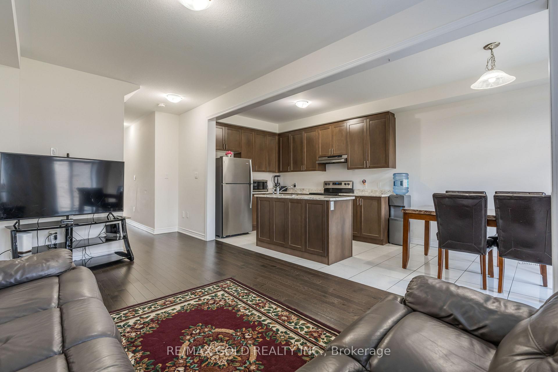 Photo 15 of Unit 95, 166 Deerpath Drive SE, Guelph, Willow West/Sugarbush/West Acres — HOMEH