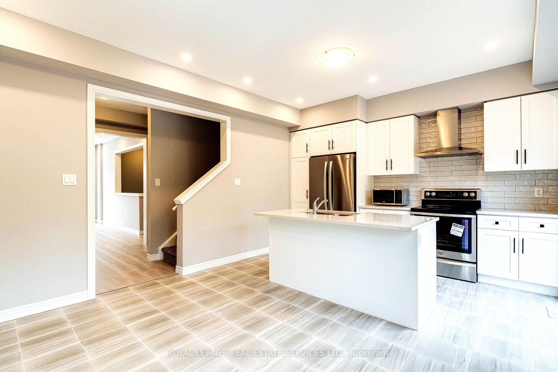 Photo 15 of 51 Arabella Drive, Guelph, Kortright East — HOMEH