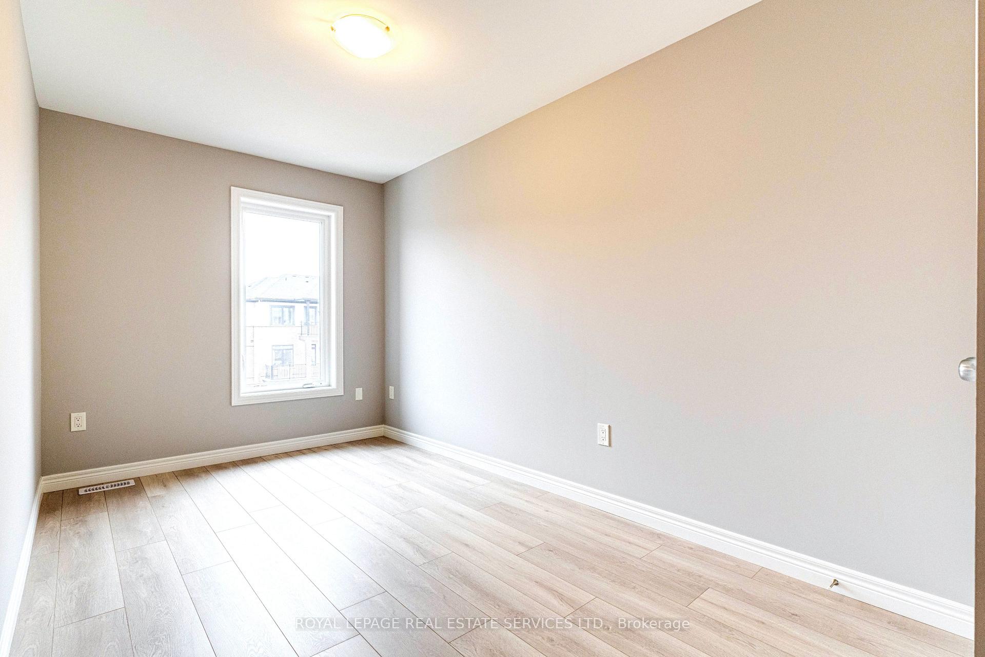 Photo 16 of 51 Arabella Drive, Guelph, Kortright East — HOMEH