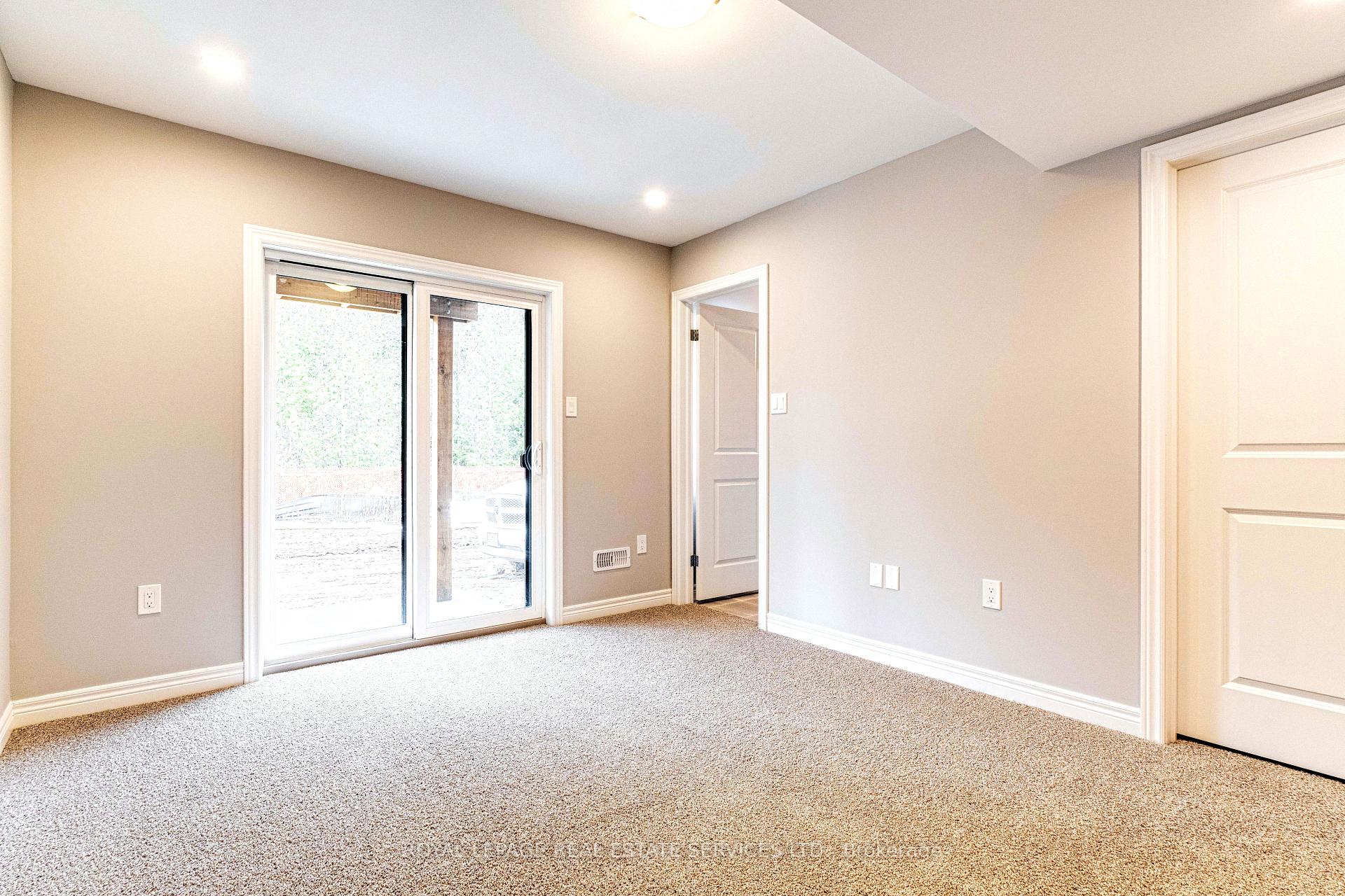 Photo 32 of 51 Arabella Drive, Guelph, Kortright East — HOMEH