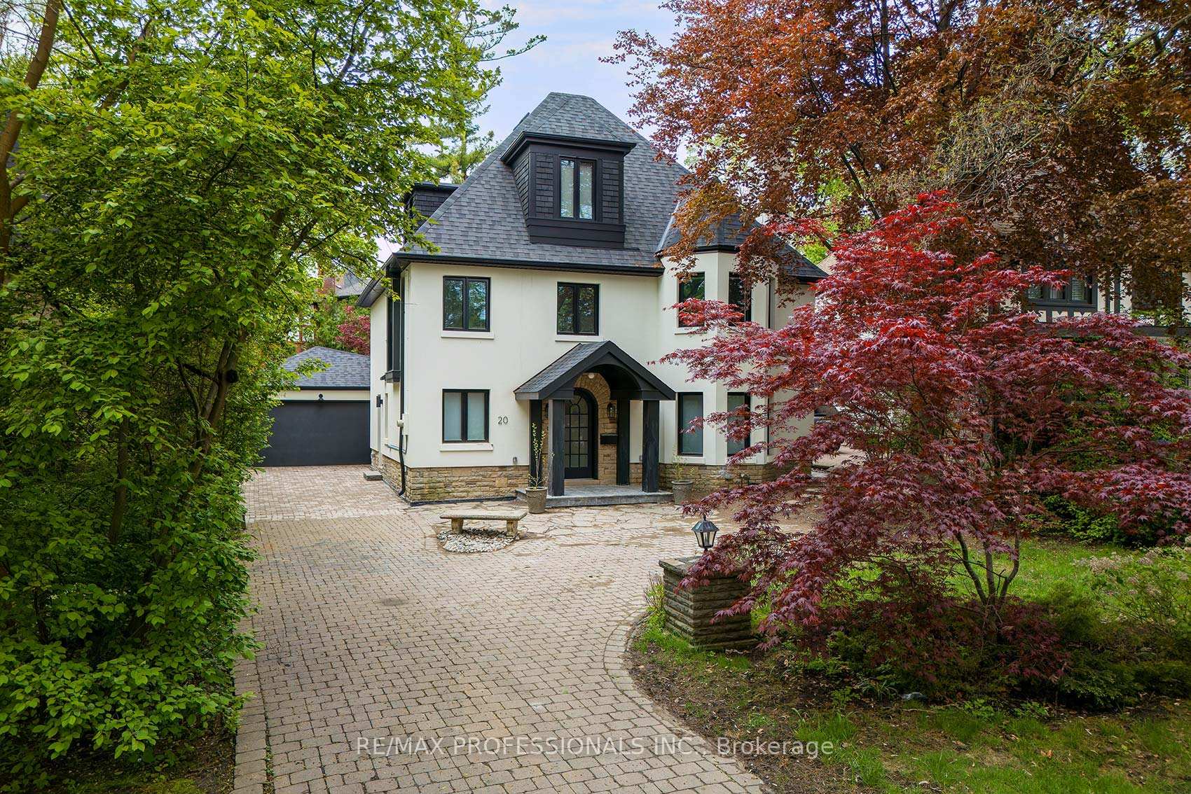 Front of 20 The Kingsway