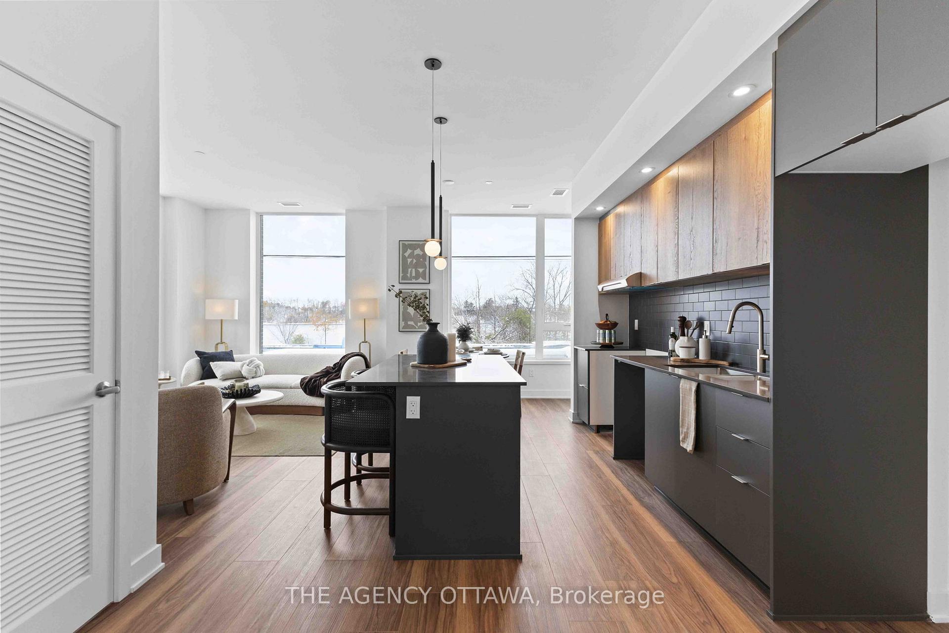 Photo 3 of Unit 206, 3071 Riverside Drive, Ottawa, Mooneys Bay/Riverside Park — HOMEH
