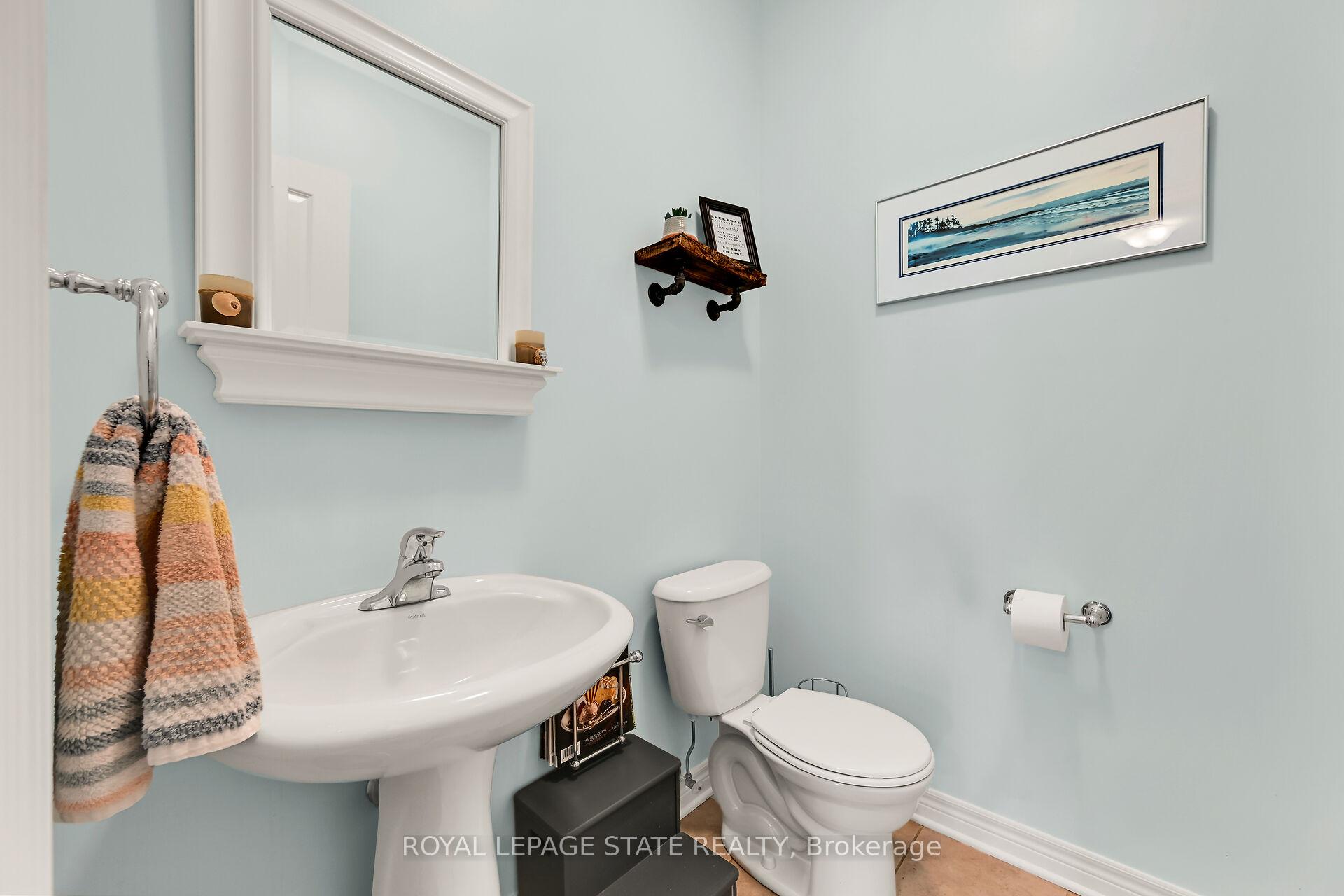 Photo 26 of 2 Hewitt Drive, Grimsby, Grimsby East — HOMEH