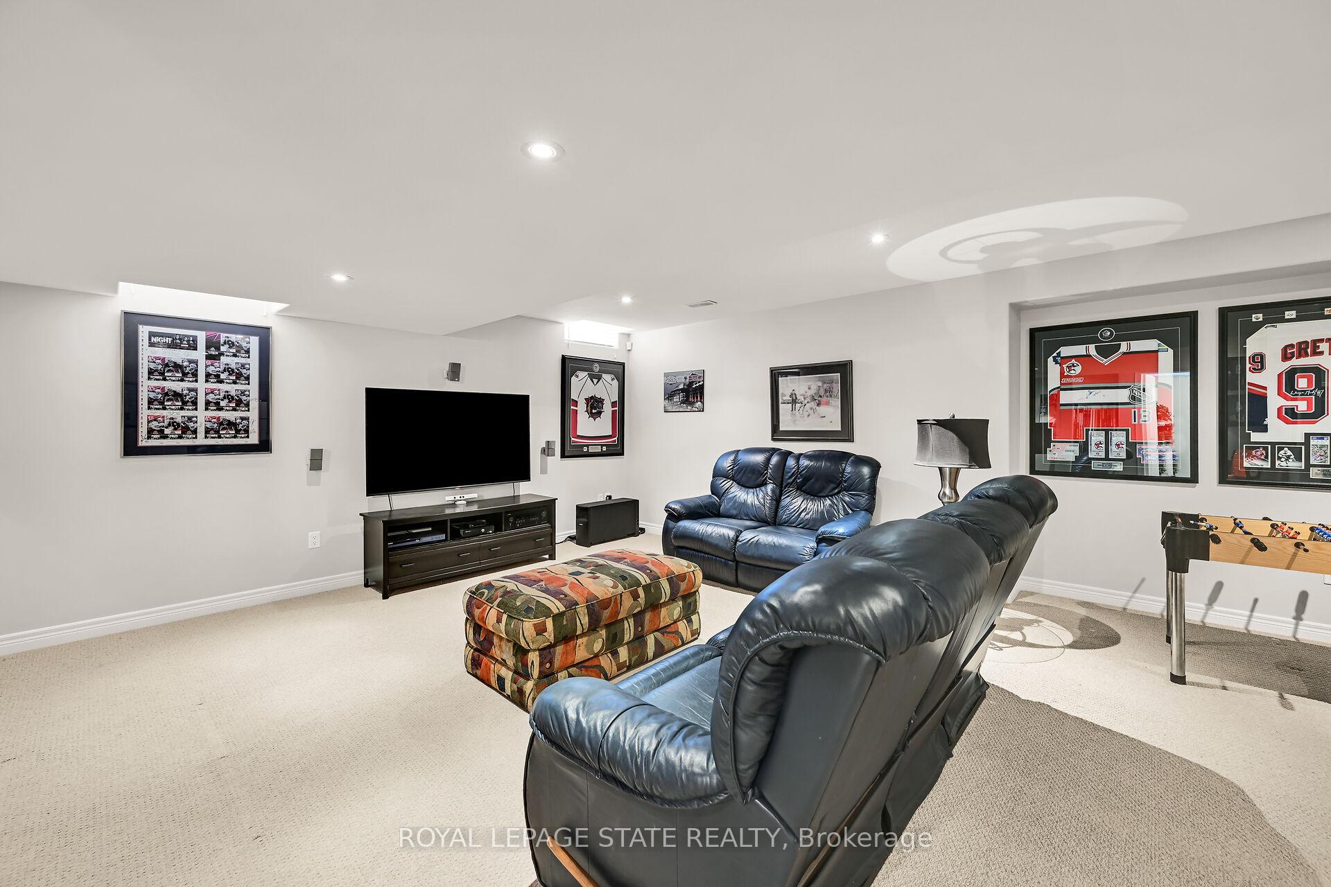 Photo 41 of 2 Hewitt Drive, Grimsby, Grimsby East — HOMEH