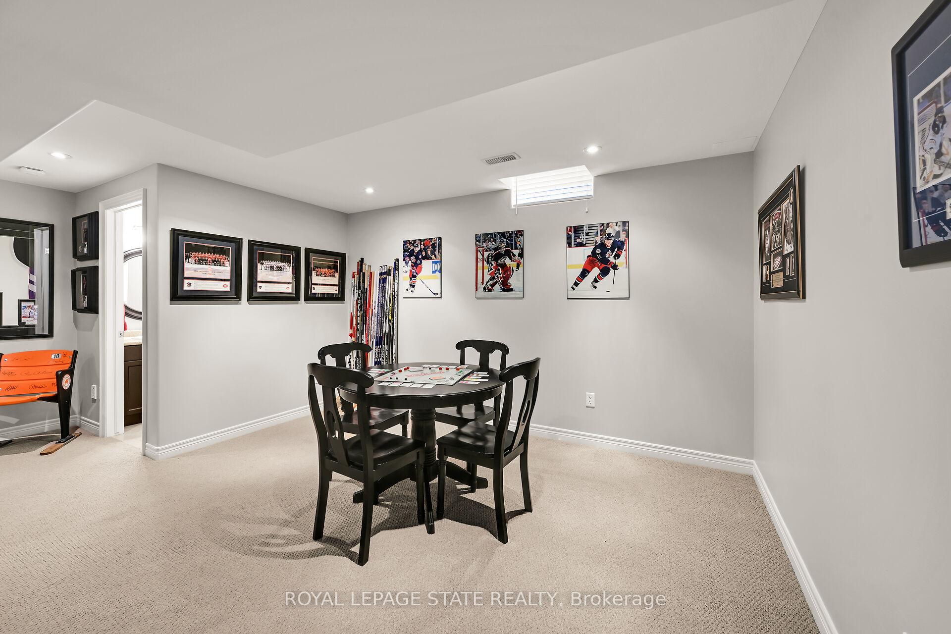 Photo 44 of 2 Hewitt Drive, Grimsby, Grimsby East — HOMEH