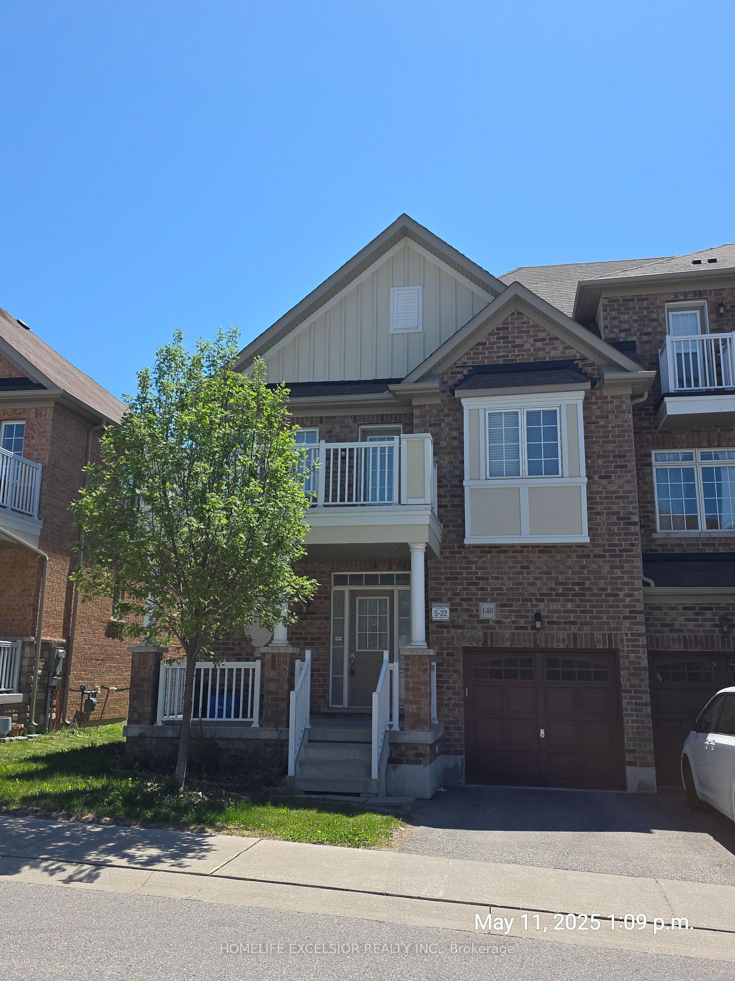 Photo 3 of 140 Roy Grove Way, Markham, Greensborough — HOMEH