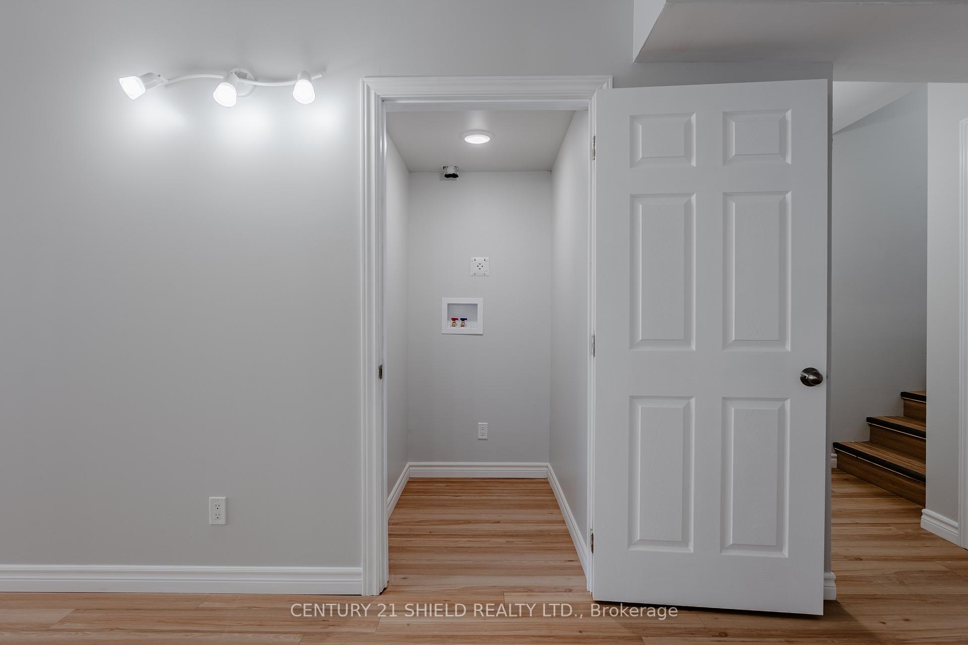 Photo 11 of Unit A, 11 William Street, North Stormont, Finch — HOMEH