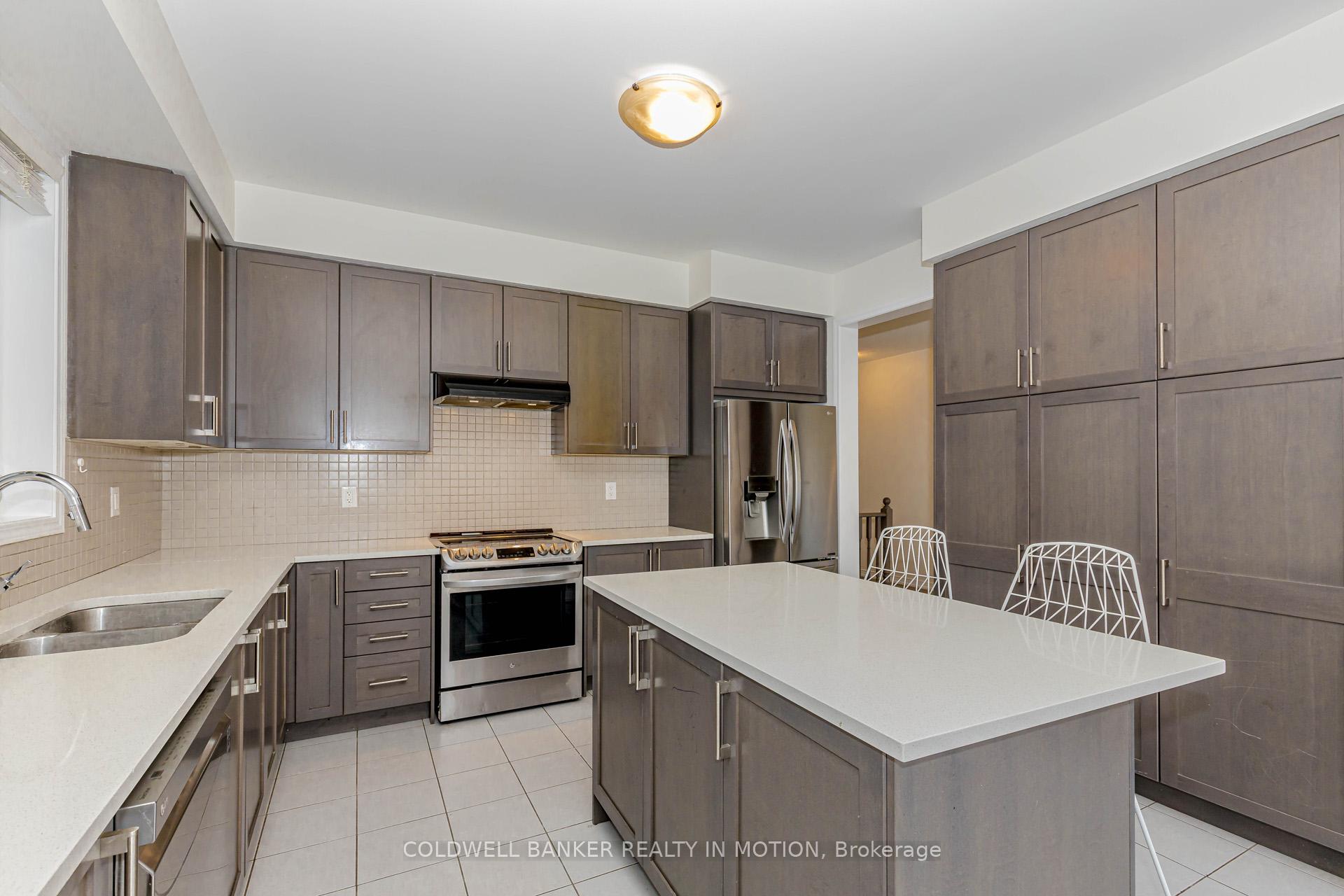 Photo 20 of 6 Vaughn Drive, Thorold, Hurricane/Merrittville — HOMEH