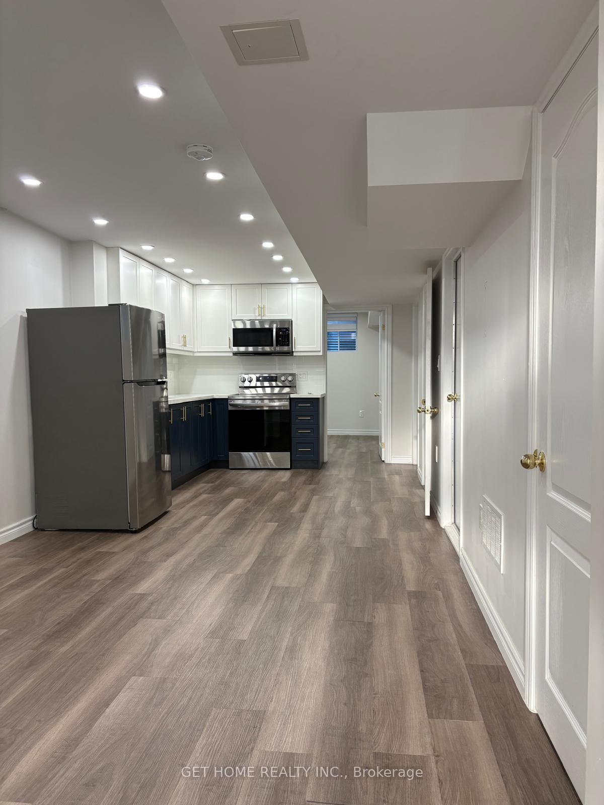 Photo 2 of Unit Bsmt, 39 Cornish Drive, Clarington, Courtice — HOMEH