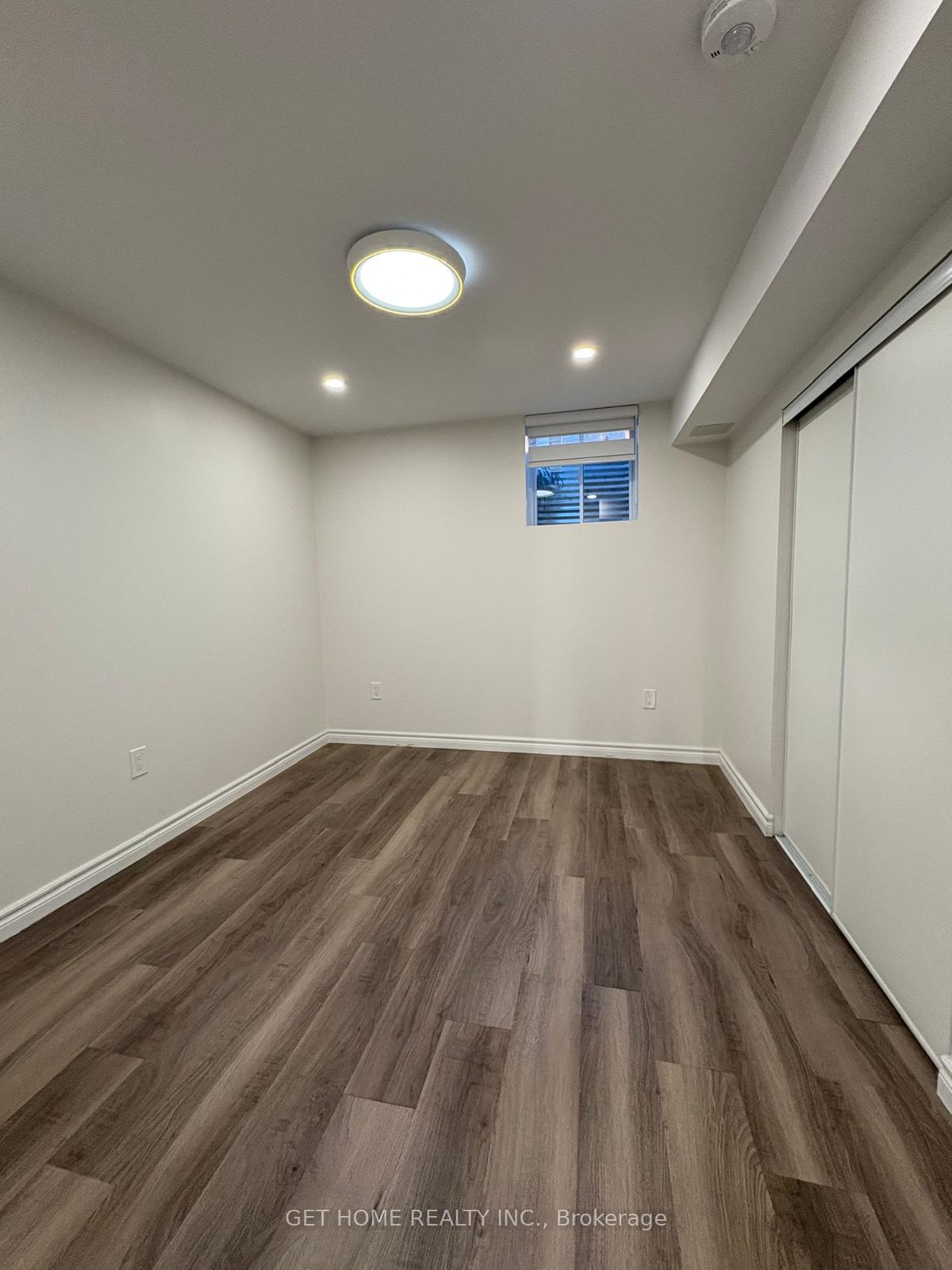 Photo 5 of Unit Bsmt, 39 Cornish Drive, Clarington, Courtice — HOMEH