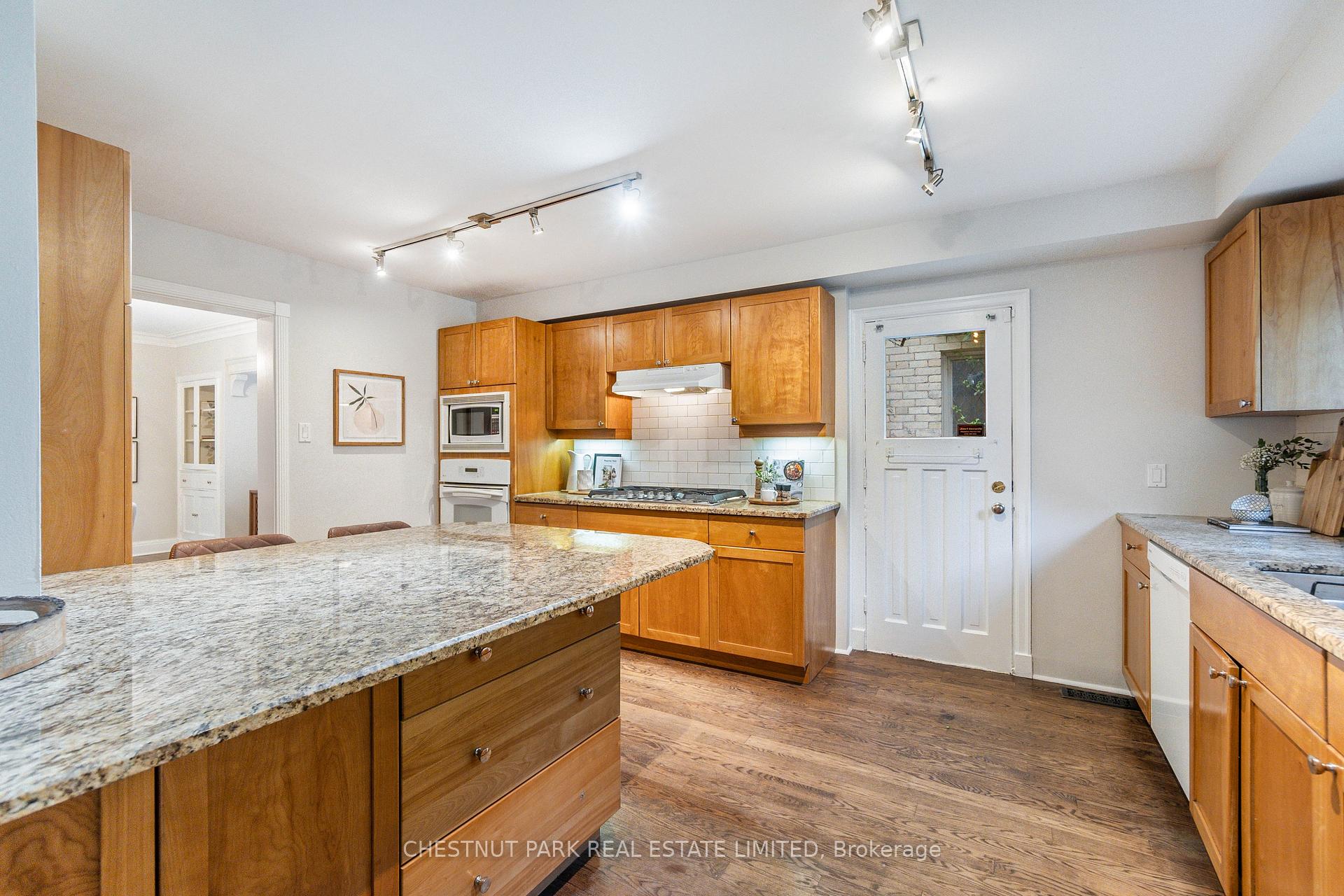 Photo 22 of 2 Garland Avenue, Toronto, Lawrence Park South — HOMEH