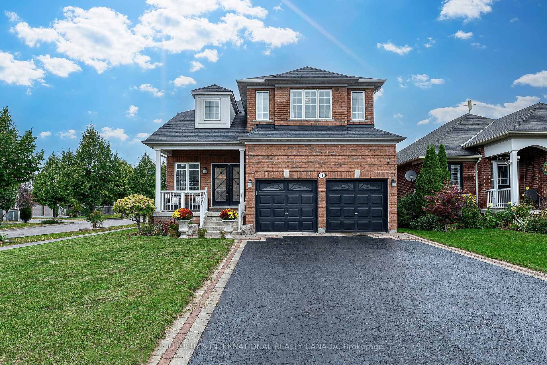 Photo 1 of 18 Harkness Drive, Whitby, Rolling Acres — HOMEH