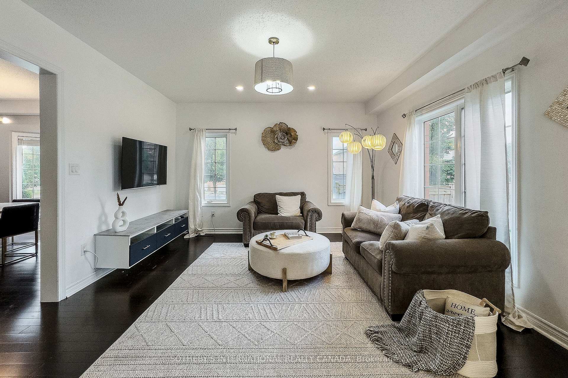 Photo 28 of 18 Harkness Drive, Whitby, Rolling Acres — HOMEH