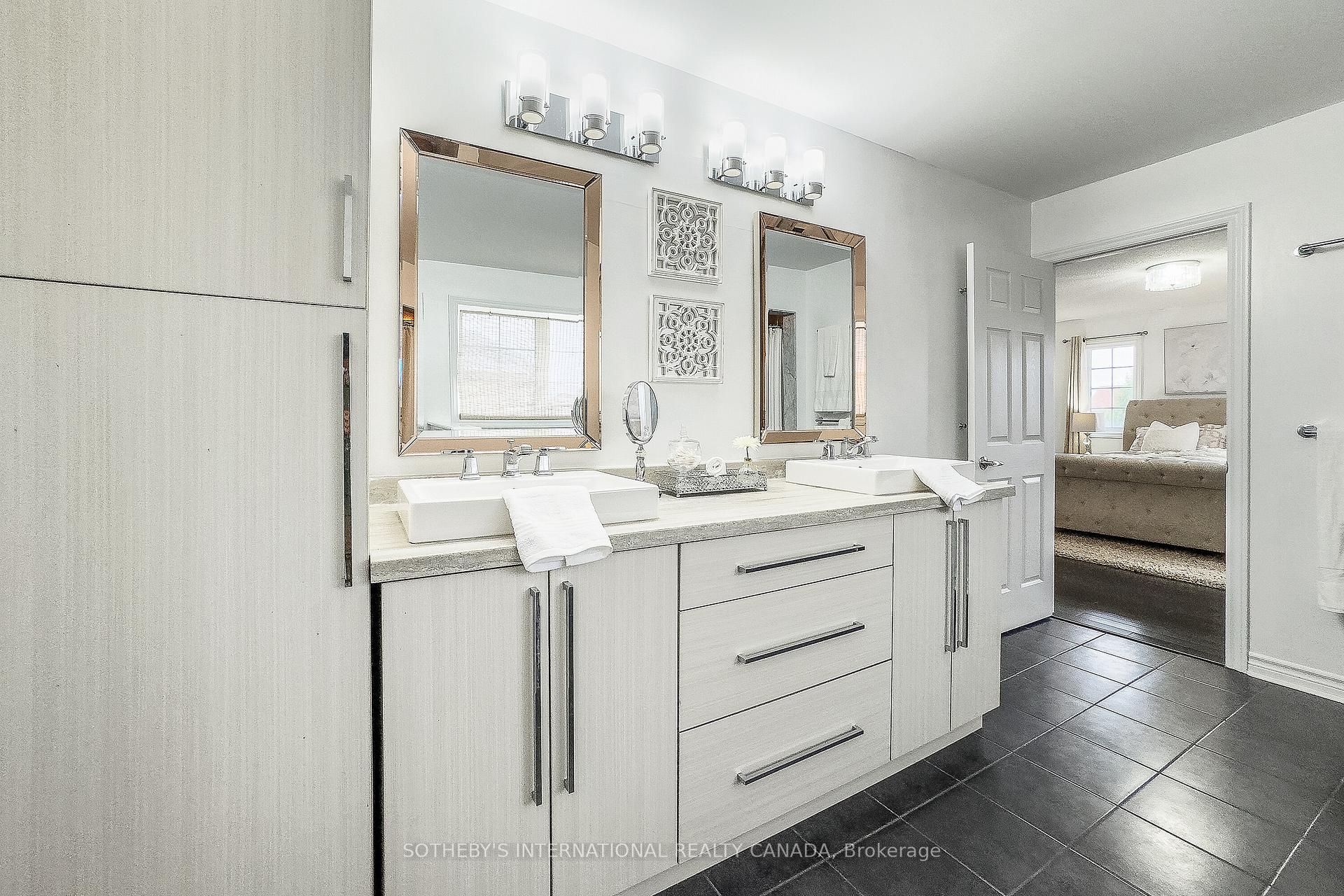 Photo 35 of 18 Harkness Drive, Whitby, Rolling Acres — HOMEH