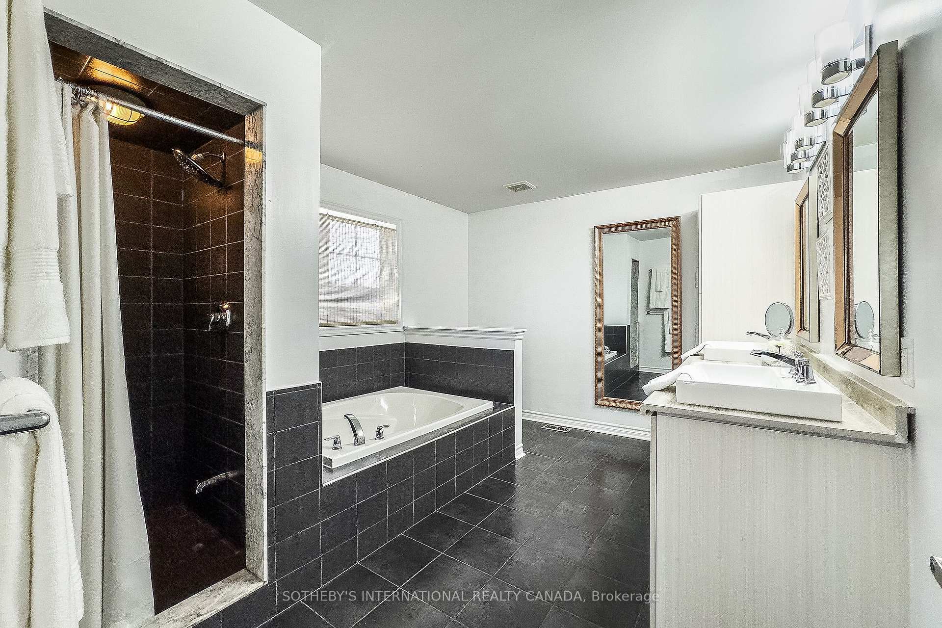 Photo 18 of 18 Harkness Drive, Whitby, Rolling Acres — HOMEH