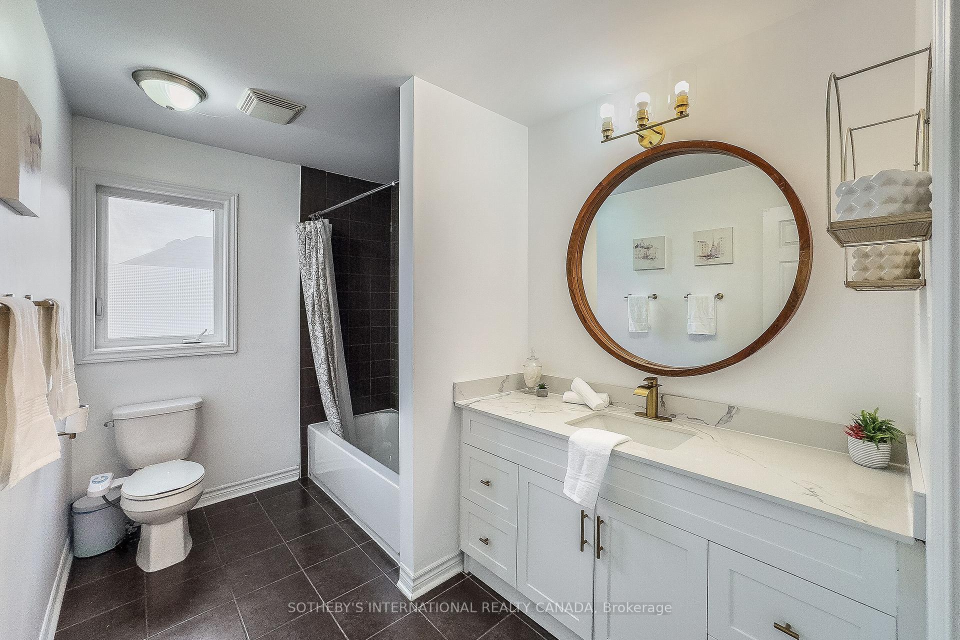 Photo 15 of 18 Harkness Drive, Whitby, Rolling Acres — HOMEH
