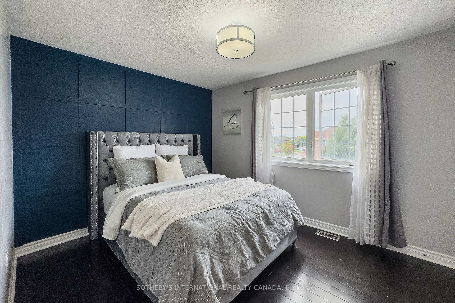 Photo 36 of 18 Harkness Drive, Whitby, Rolling Acres — HOMEH