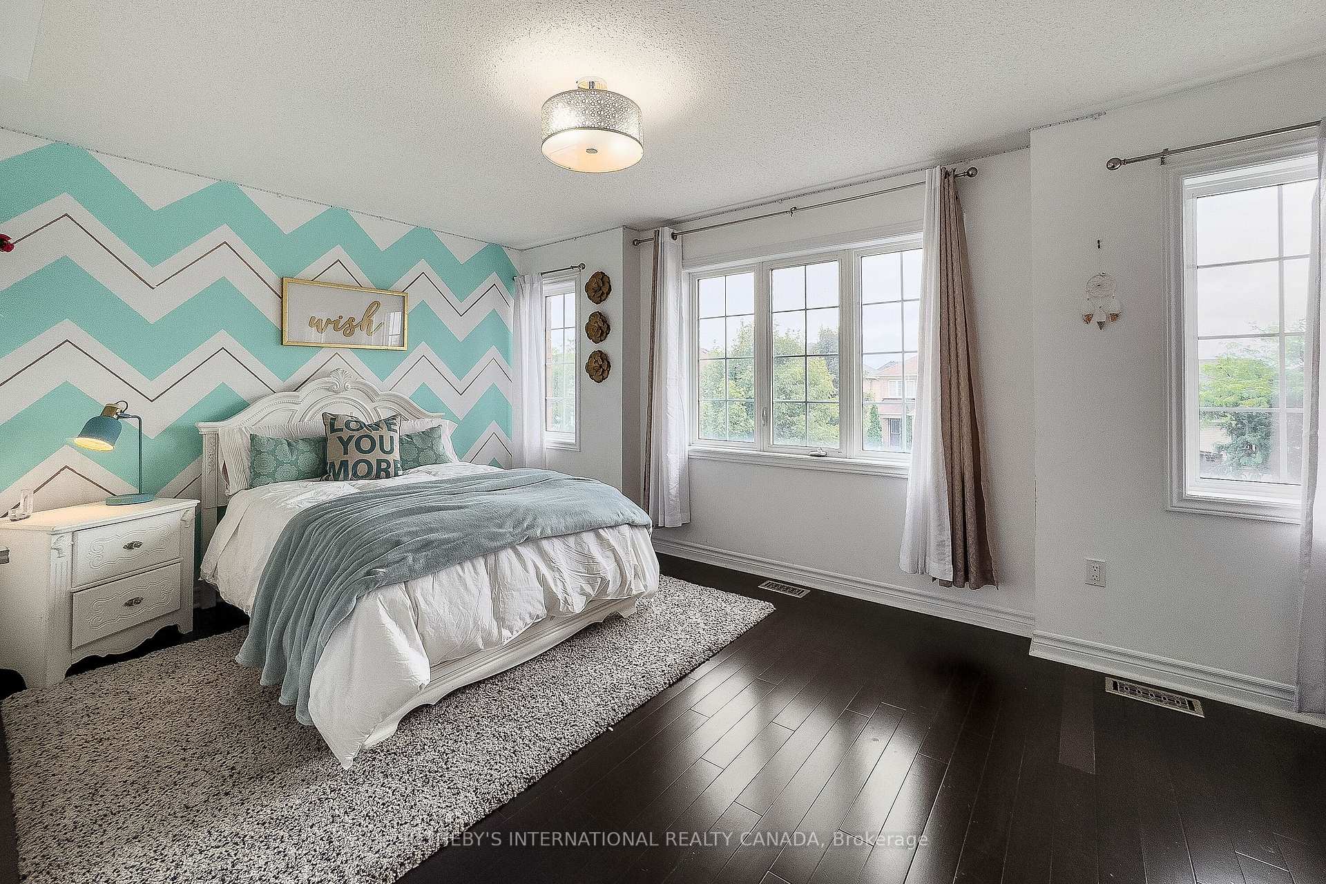 Photo 32 of 18 Harkness Drive, Whitby, Rolling Acres — HOMEH