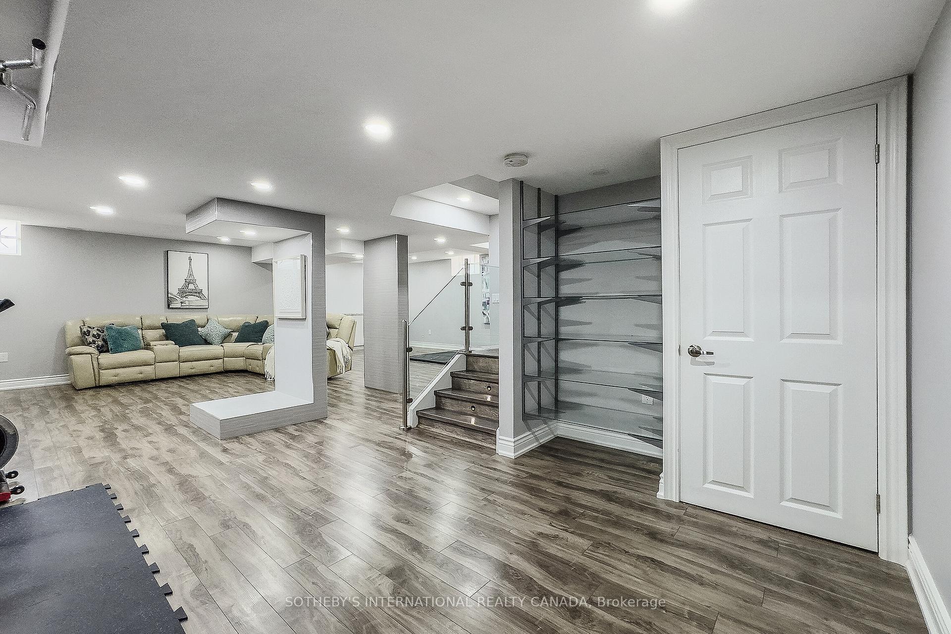 Photo 30 of 18 Harkness Drive, Whitby, Rolling Acres — HOMEH