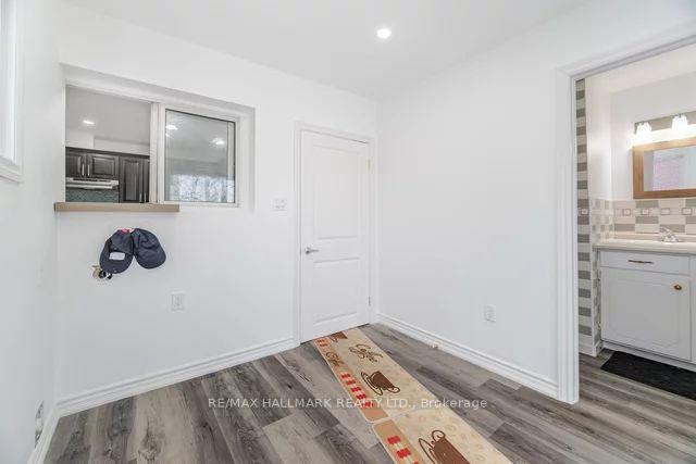 Photo 17 of 8 Garfield Crescent N, Brampton, Brampton North — HOMEH