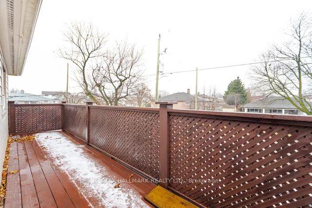 Photo 11 of 8 Garfield Crescent N, Brampton, Brampton North — HOMEH