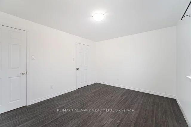 Photo 10 of 8 Garfield Crescent N, Brampton, Brampton North — HOMEH