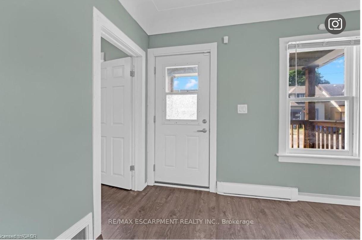 Photo 10 of Unit Main, 34 Welland Street, Welland, Lincoln/Crowland — HOMEH