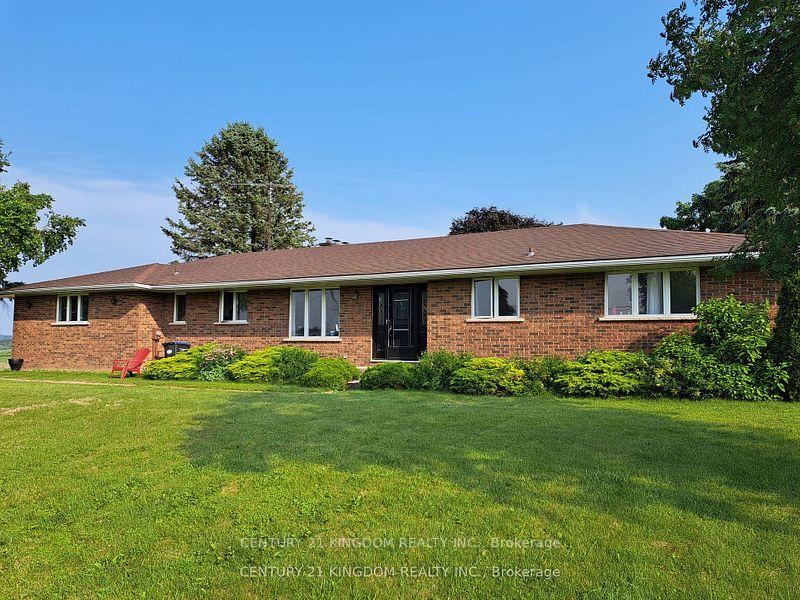 Front of Unit 2, 2031 County Road