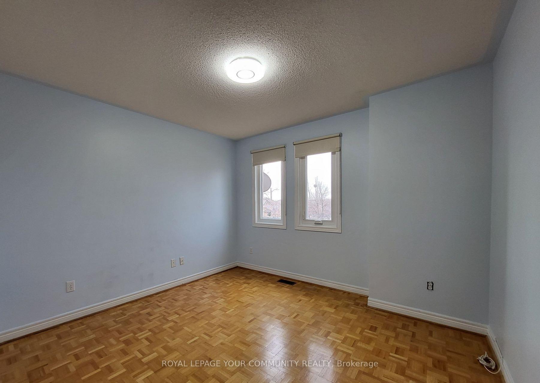 Photo 15 of 37 Giotto Crescent, Vaughan, Maple — HOMEH
