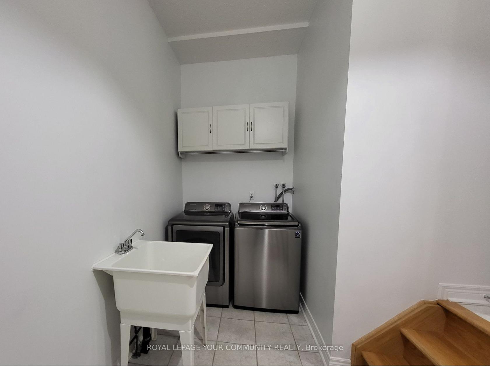 Photo 10 of 37 Giotto Crescent, Vaughan, Maple — HOMEH
