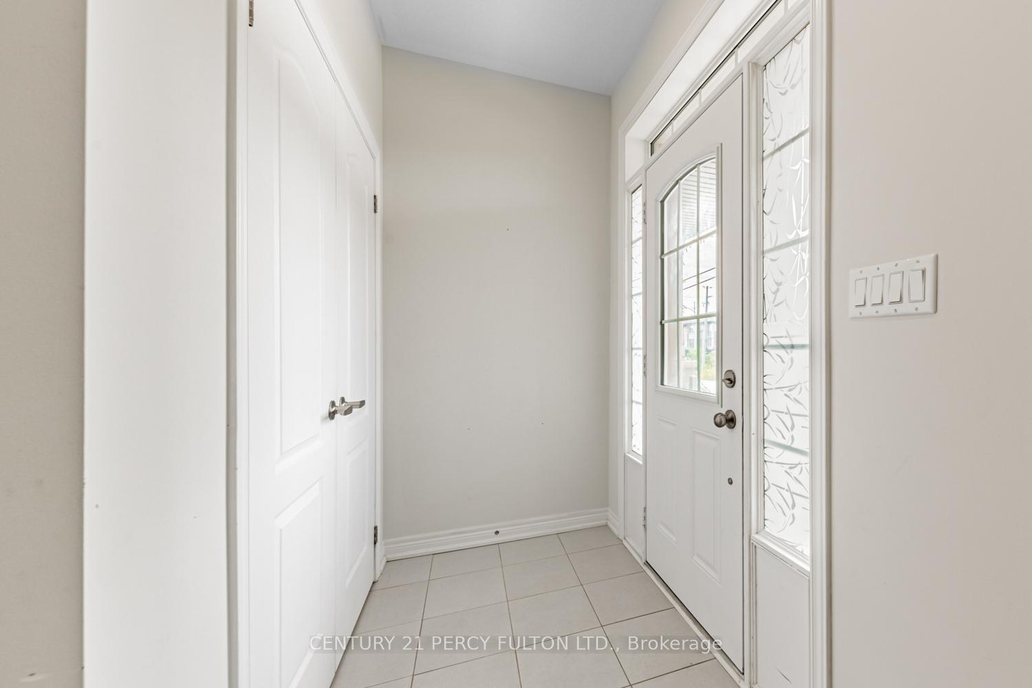 Photo 3 of Unit 10, 1965 Altona Road, Pickering, Rouge Park — HOMEH